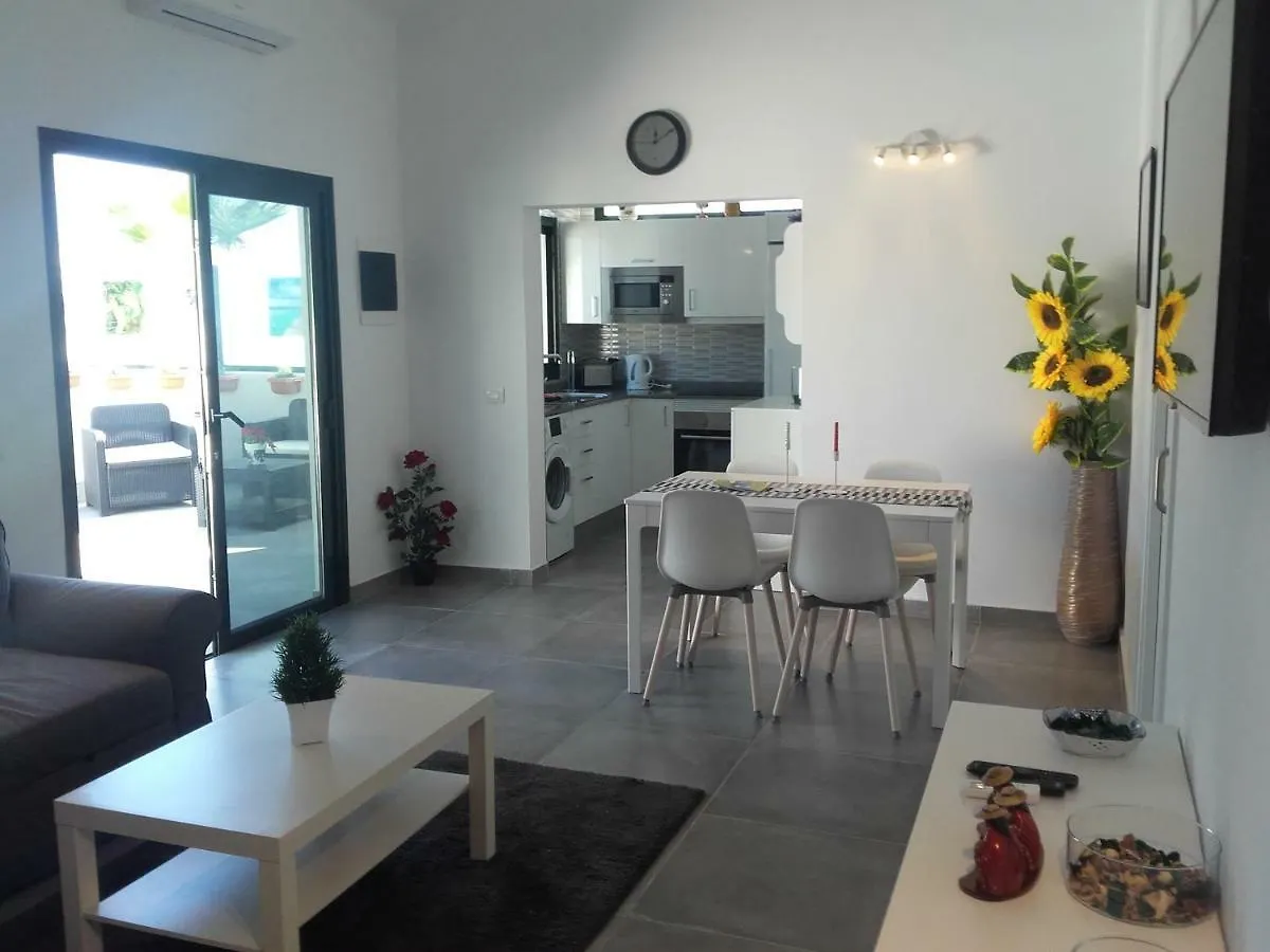 Casa Serafin Primera Linea 40B Costa Teguise